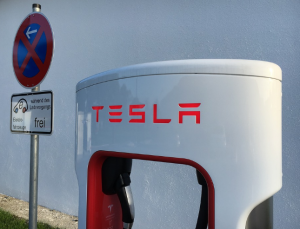 Comprar Teslas con Dogecoin